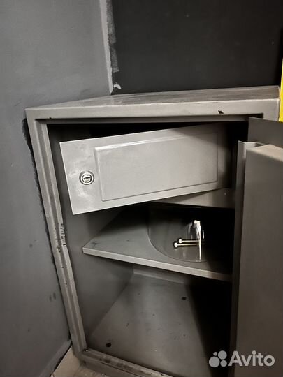 Сейф металлический бу