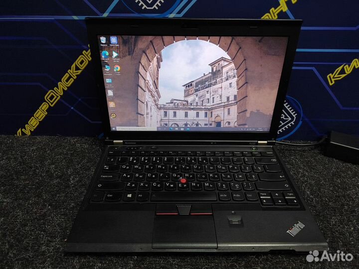 Lenovo 12.6