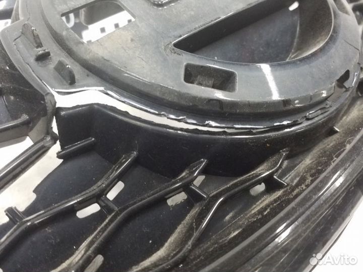 Решетка радиатора Nissan Qashqai 2