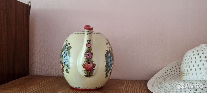 Сувенирный чайник, с городецкой росписью