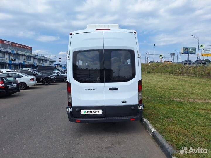 Ford Transit микроавтобус, 2016