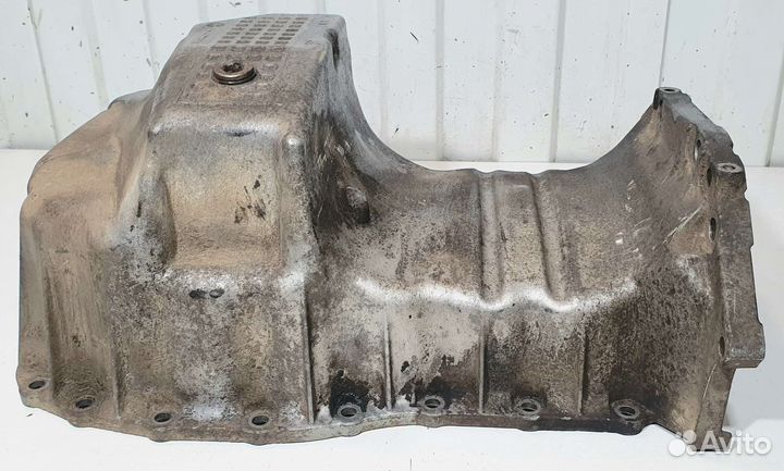 Поддон двигателя Renault Clio K7MF7