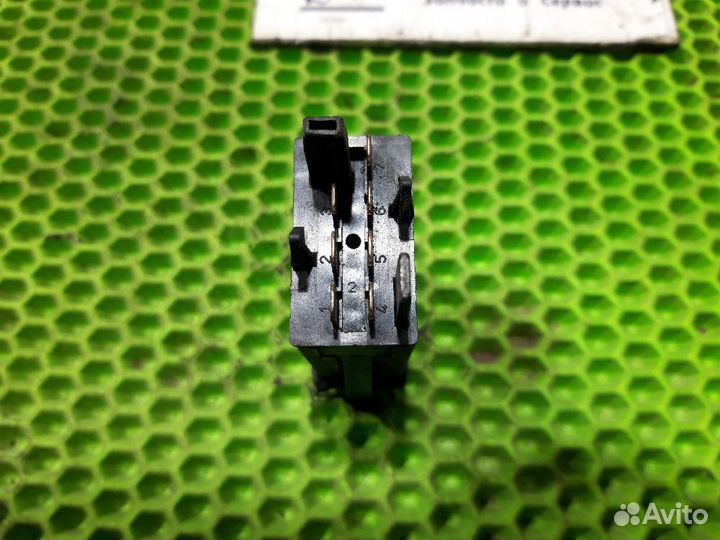 Кнопка аварийной сигнализации Audi A4 B5