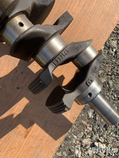 Коленвал BMW 5 е39 2.5