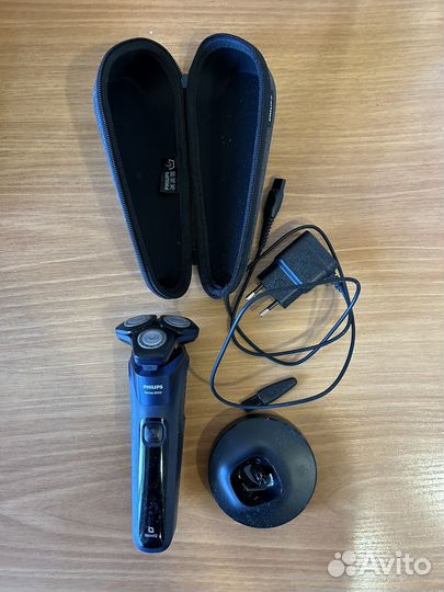 Бритва электрическая philips