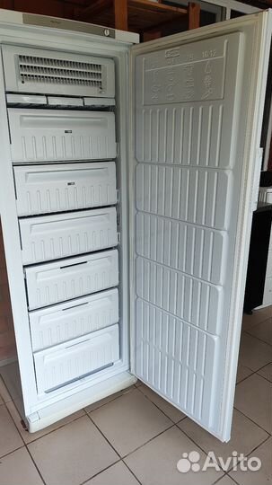 Морозильная камера Indesit sfr167nf.002