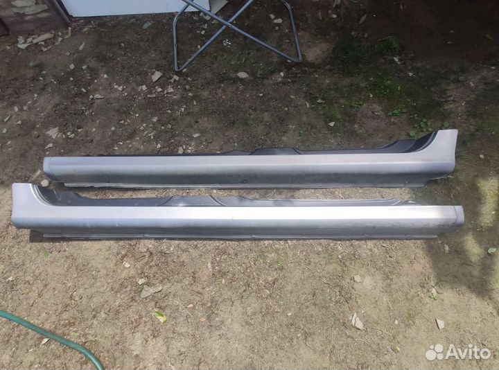 Пороги защитные пластиковые для Лада Калина