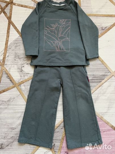 Костюм на девочку 98