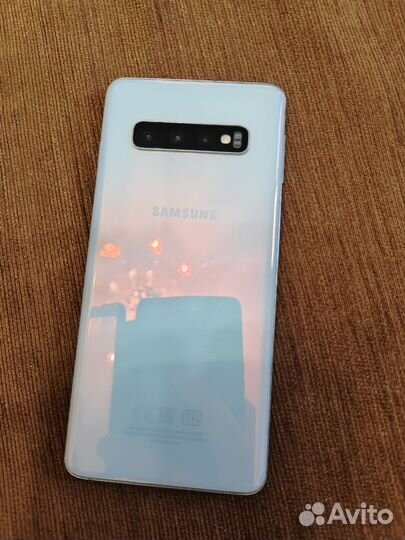 Samsung Galaxy S10, 8/128 ГБ