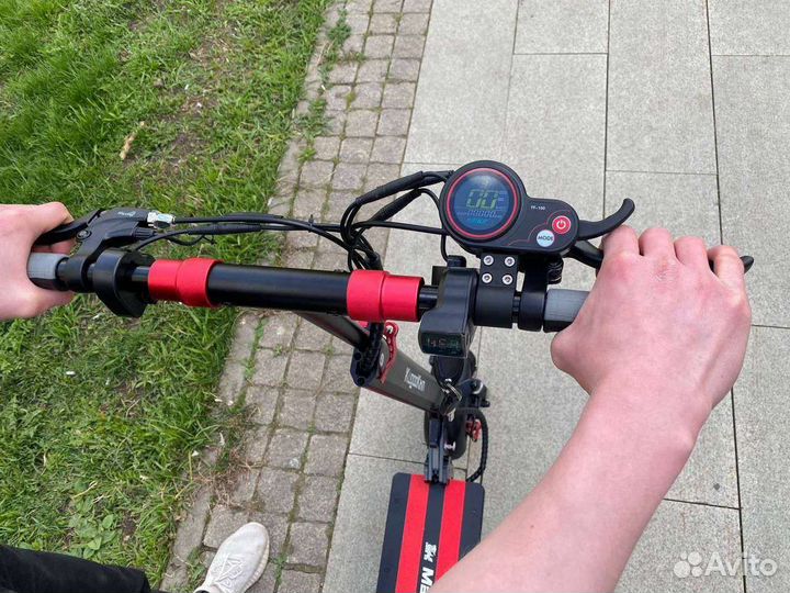 Электросамокат Kugoo Max Speed 600W 11Ah/48V