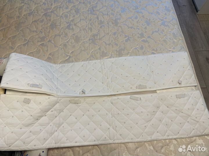 Кокон для малыша,коврик и бортики в кроватку