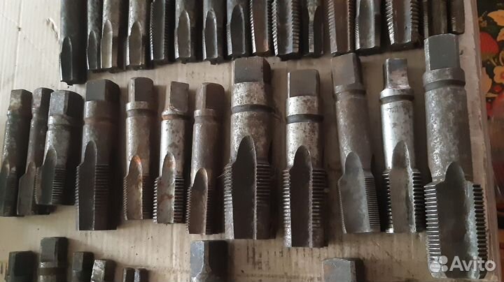 Метчики, плашки