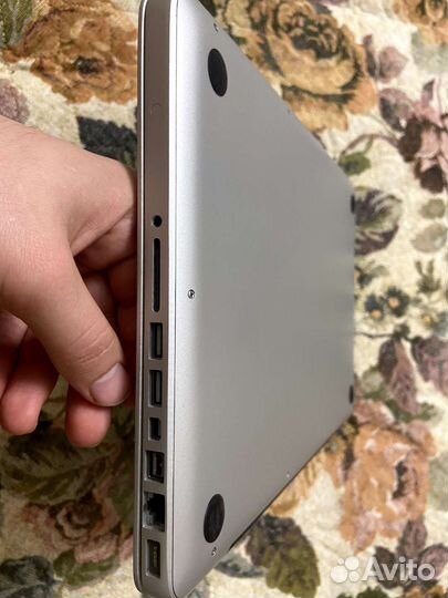 Apple MacBook Pro 13, 8 Gb, SSD 256Gb