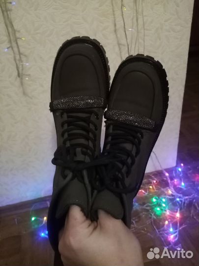 Ботинки женские зимние 40 размер бу