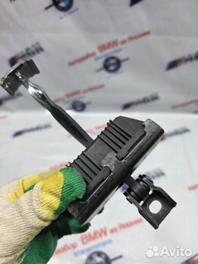 Ограничитель двери задний Bmw Х3 E83 М54В25 2004