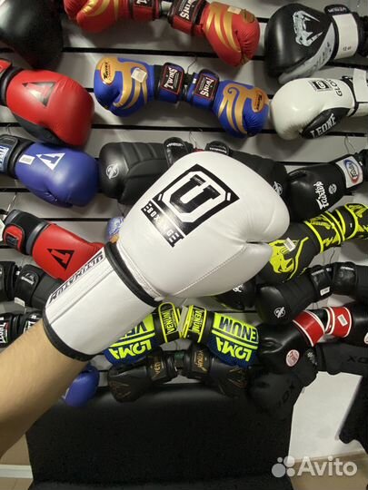 Ultimatum кожаные Боксерские перчатки