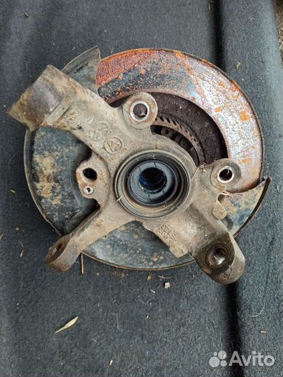 Кулак поворотный передний Great Wall Hover H3 H5