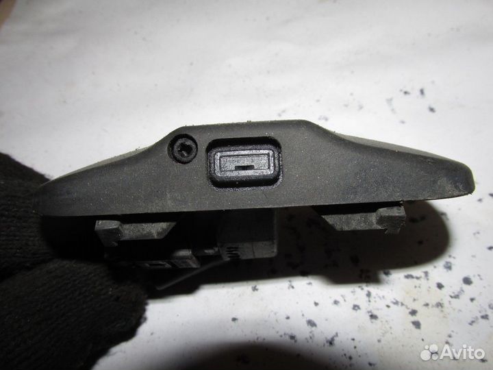 Форсунка омывателя лобового стекла