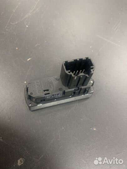 Кнопка обогрева стекла Ford Mondeo 3