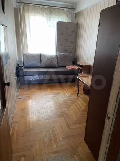 4-к. квартира, 58 м², 3/5 эт.
