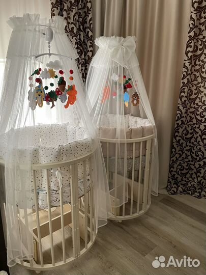 Детская кроватка круглая, овальная с маятником