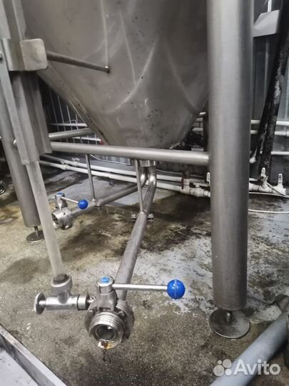 Цилиндро-Конический Танк для пива цкт 2000л