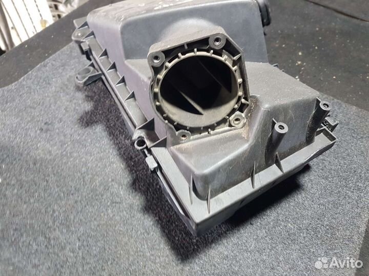 Корпус воздушного фильтра Skoda Octavia tour a4