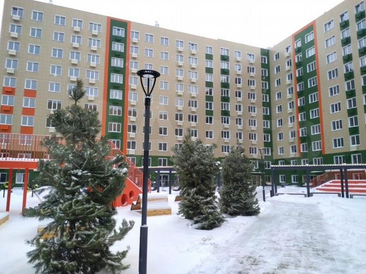 3-к. квартира, 82 м², 1/10 эт.