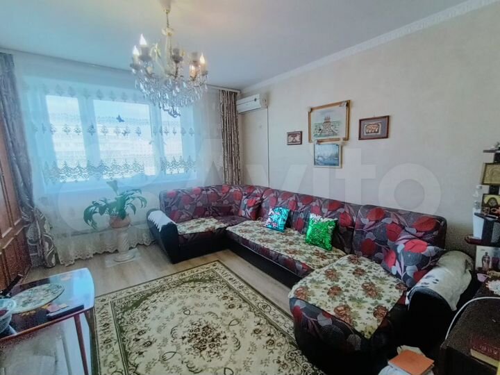 2-к. квартира, 52 м², 10/12 эт.