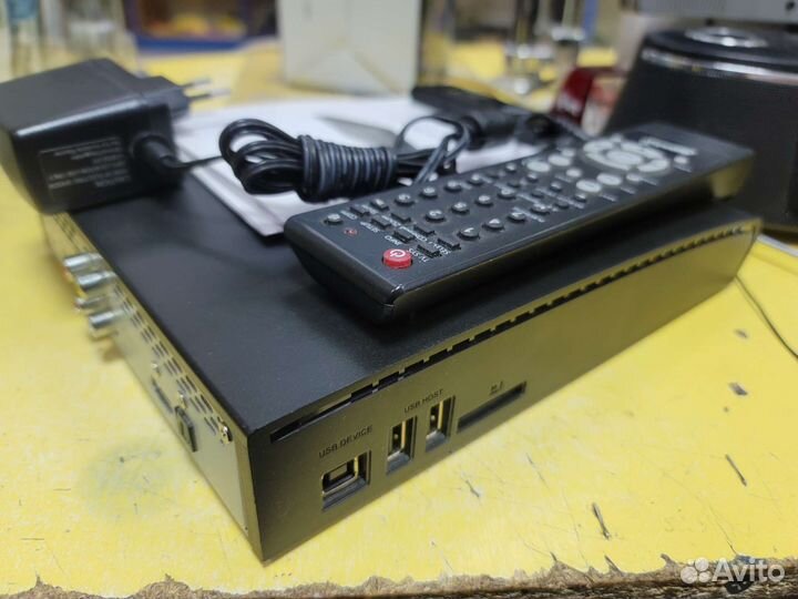 TV приставка медиаплеер iconBiT HDS8W