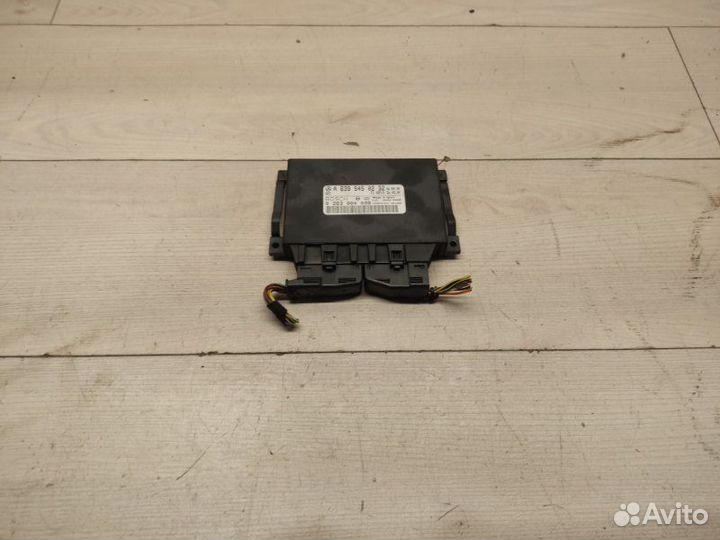 Блок управления парктроником Mercedes Vito W639
