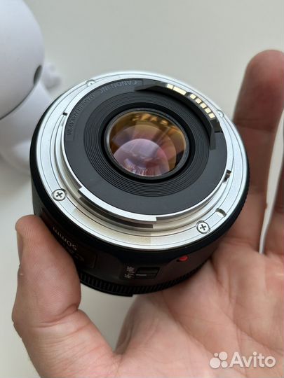 Объектив Canon EF 50mm f/1.8 STM