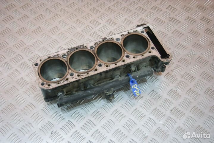 Блок цилиндров Kawasaki ZZR1100-2