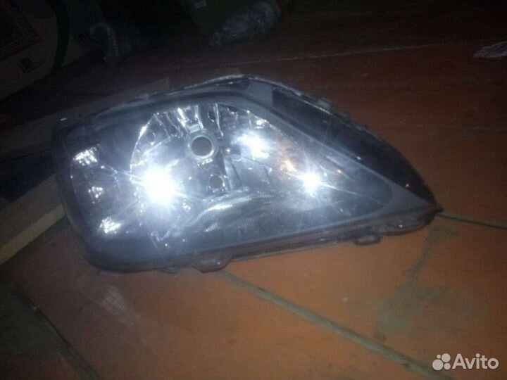 Фара передняя для рено логан