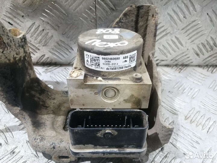 Блок ABS Peugeot 208