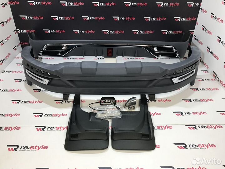 Обвес Toyota Land Cruiser 200 с 2016 T1140