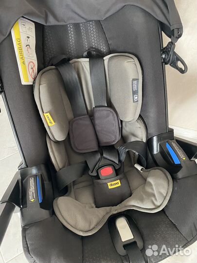 Коляска автокресло Doona plus с базой isofix