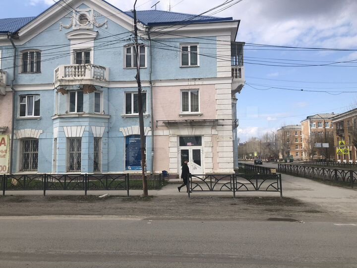 Торговая площадь, 320 м²