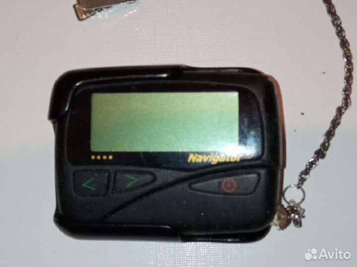 Диски,кассеты, магнитофоны, наушники, пейджер