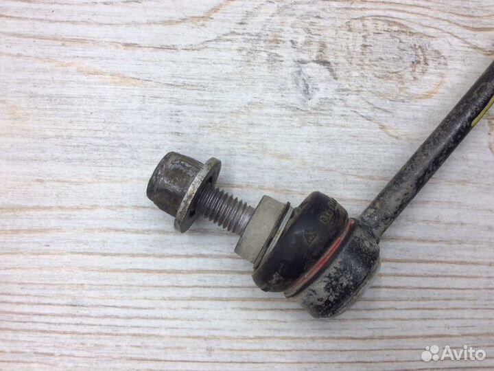 Стойка стабилизатора передняя Renault Arkana