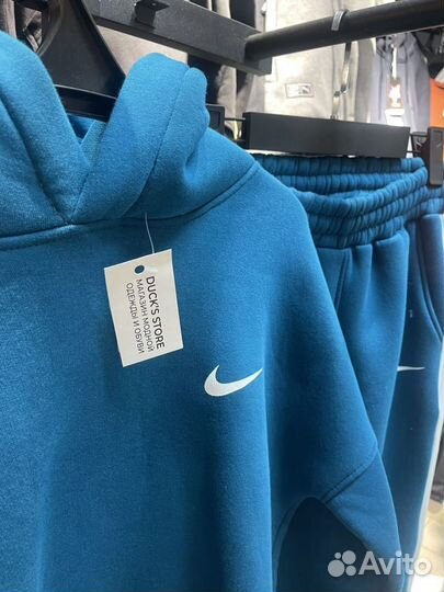 Спортивный костюм Nike с жилеткой