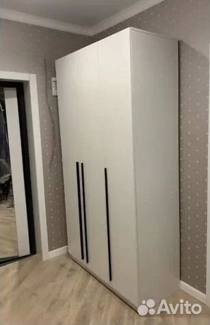 Шкаф распашной