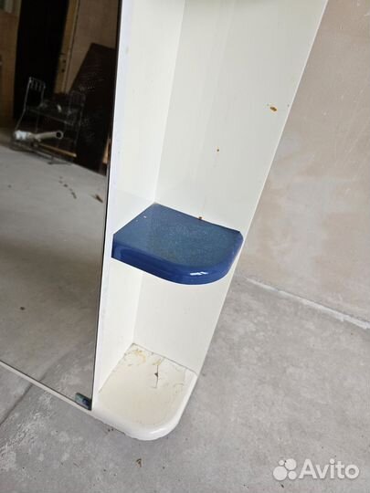 Шкаф с зеркалом в ванную б/у