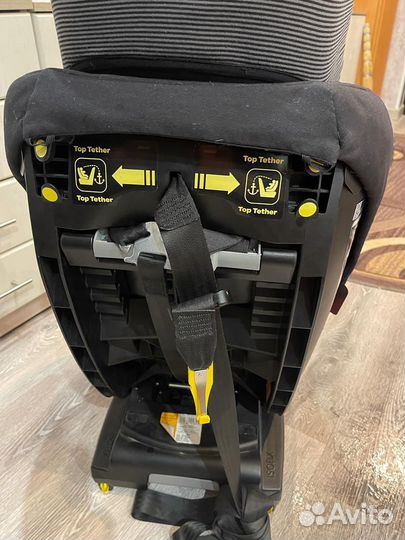 Автокресло Maxi Cosi Milo Fix