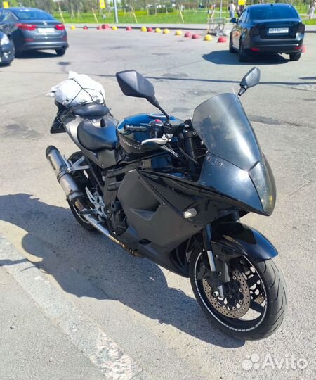 Hyosung GT650R 2014г. suzuki sv650