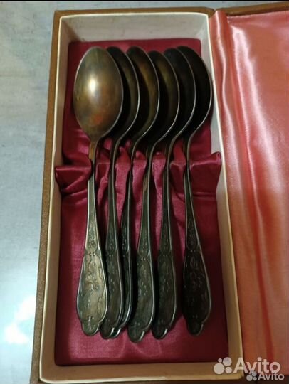 Набор столовых ложек из мельхиора