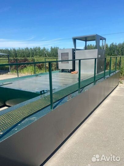 Земснаряд,водный комбайн для очистки рек и озёр