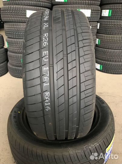 Kapsen RS26 235/55 R18