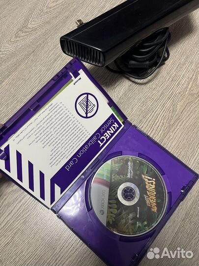Kinect для Xbox 360 + диск Adventures