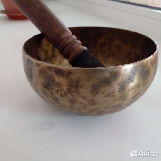 Поющая чаша